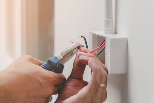 Best Circuit Breaker Installation and Repair  in Holly, MI